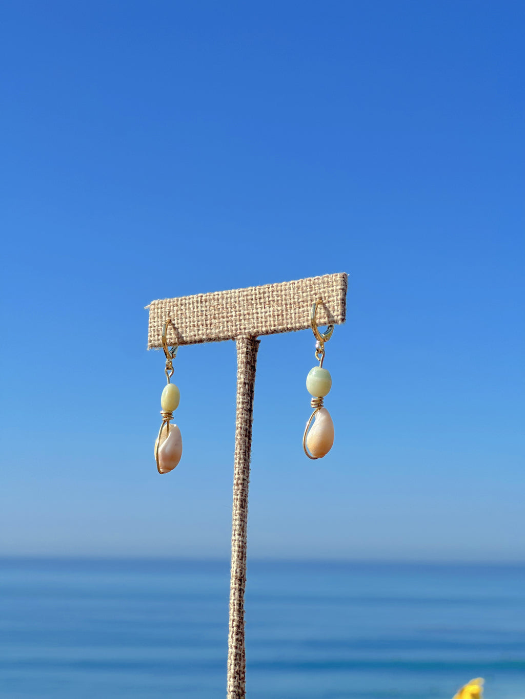 White Olive Drift Earrings